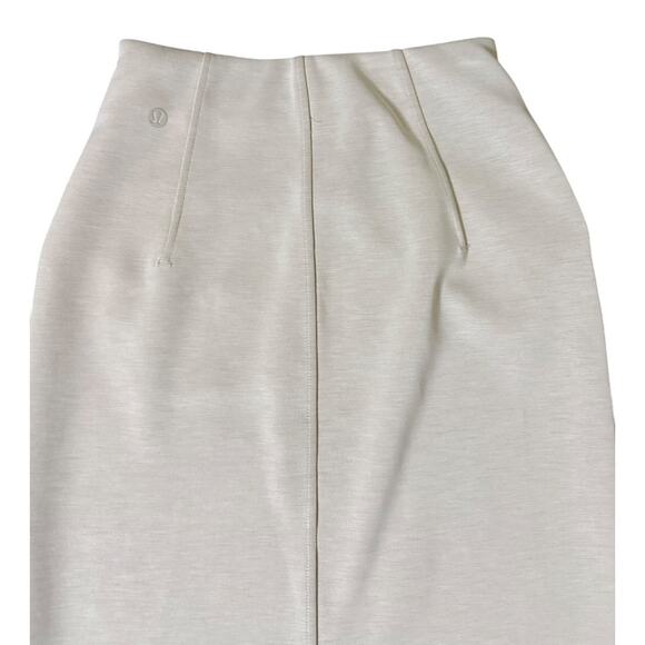 Lululemon Softstreme High-Rise Midi Skirt Mojave Tan Size 0 W8AK5S in MOVT NWT - Picture 4 of 16